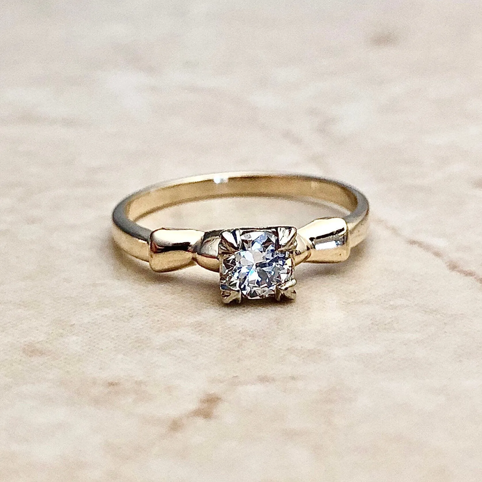 Vintage 1940’s Retro 14 Karat Yellow Gold 0.40 Carat Diamond Solitaire Engagement Ring