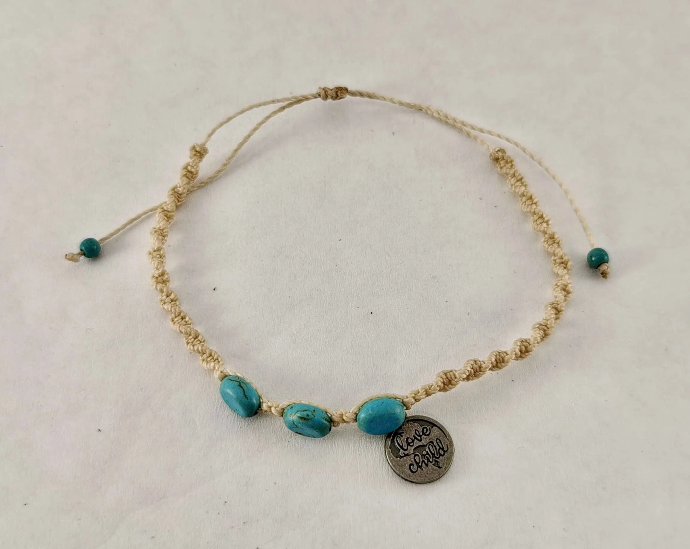 Wanda’s Macramé Bracelet