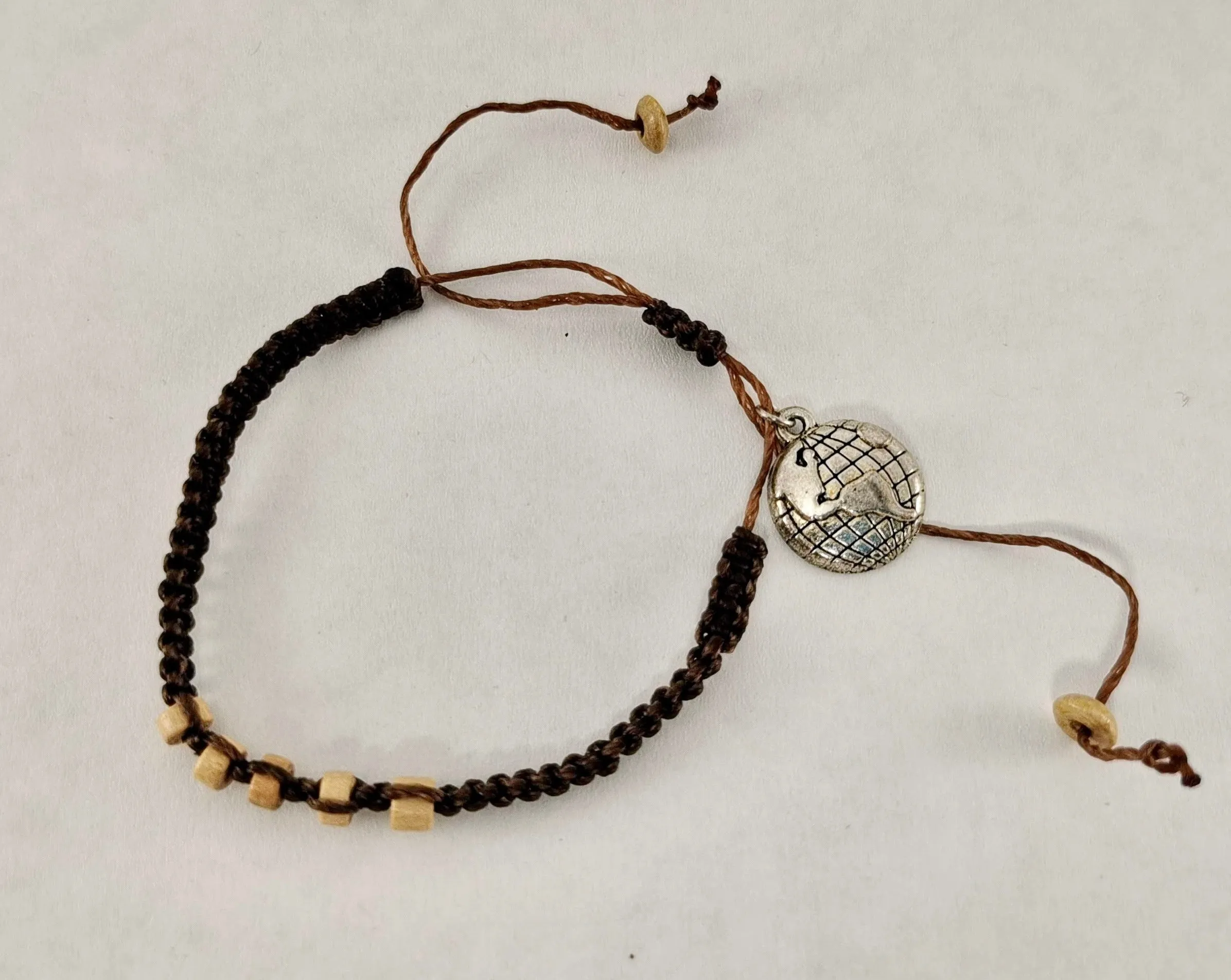 Wanda’s Macramé Bracelet